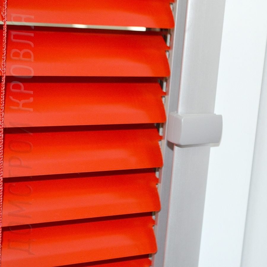 Velux Жалюзи. Цвет 7060