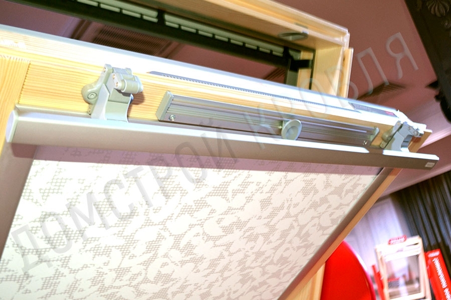 Velux GZR Оптима Стандарт. Ручка сверху