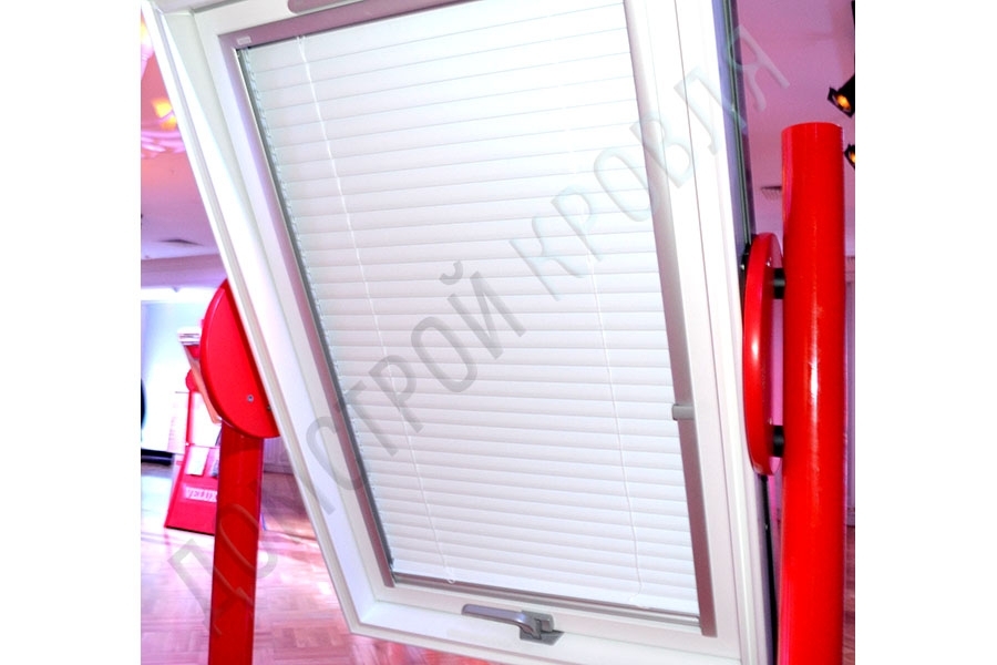 Velux Жалюзи. Цвет 7001